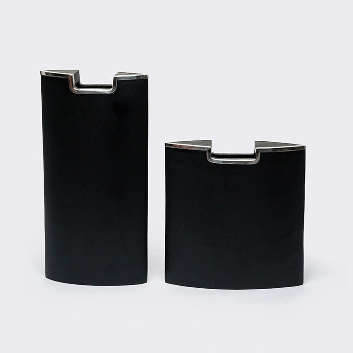 Gio handcrafted Vases, detail