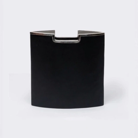 Gio handcrafted Vases, studio view