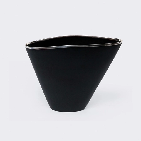 Hayley handcrafted Vases, studio view