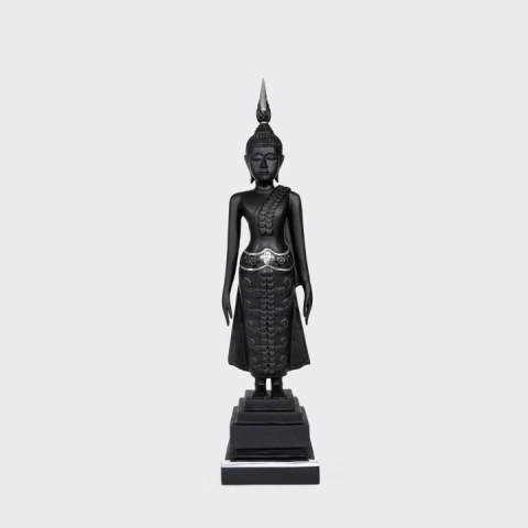 Yeun handcrafted Sacred Art, studio view